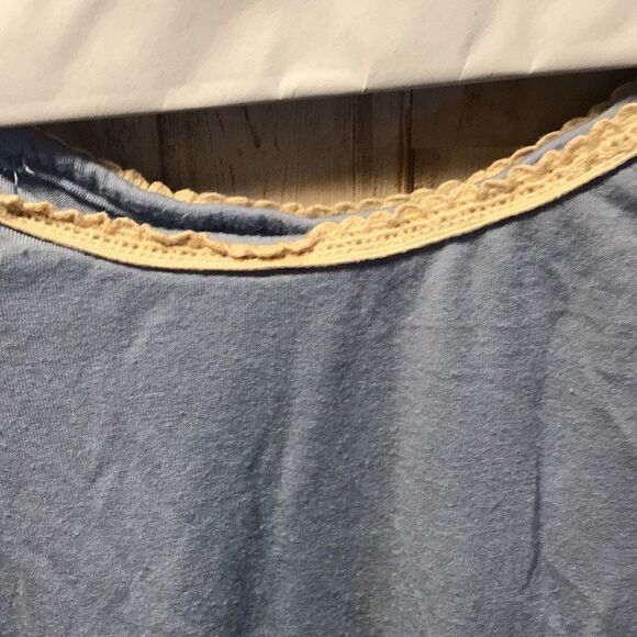 Blouse Loose embroidery on sleeve by poof girl ￼ Size youth large - Picture 3 of 5